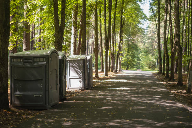 Best Deluxe Portable Toilet Rental  in Loughman, FL