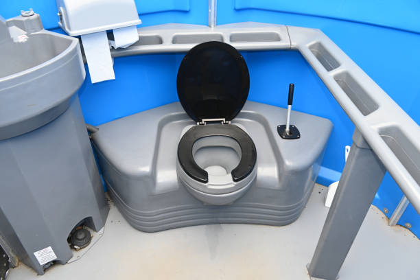 Best Standard Portable Toilet Rental  in Loughman, FL